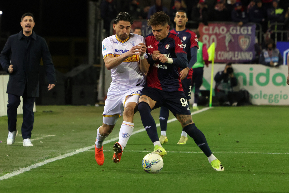 Cagliari vs Lecce - Tận dụng ưu thế sân nhà